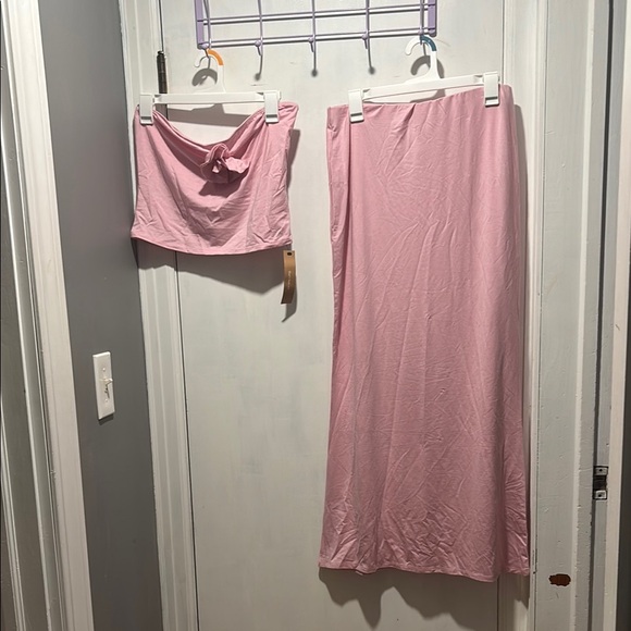 REFORMATION adalynn skirt set - Picture 3 of 10